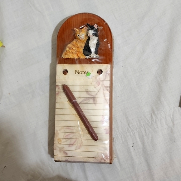 1980s Graphomania wood magnetic note holder - Picture 1 of 4
